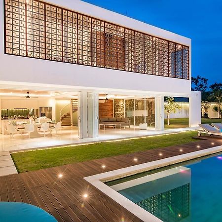 Villa Kamag Seminyak Bagian luar foto